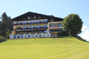 Hotel Blumenhof, Sankt Georgen Im Attergau, Österreich